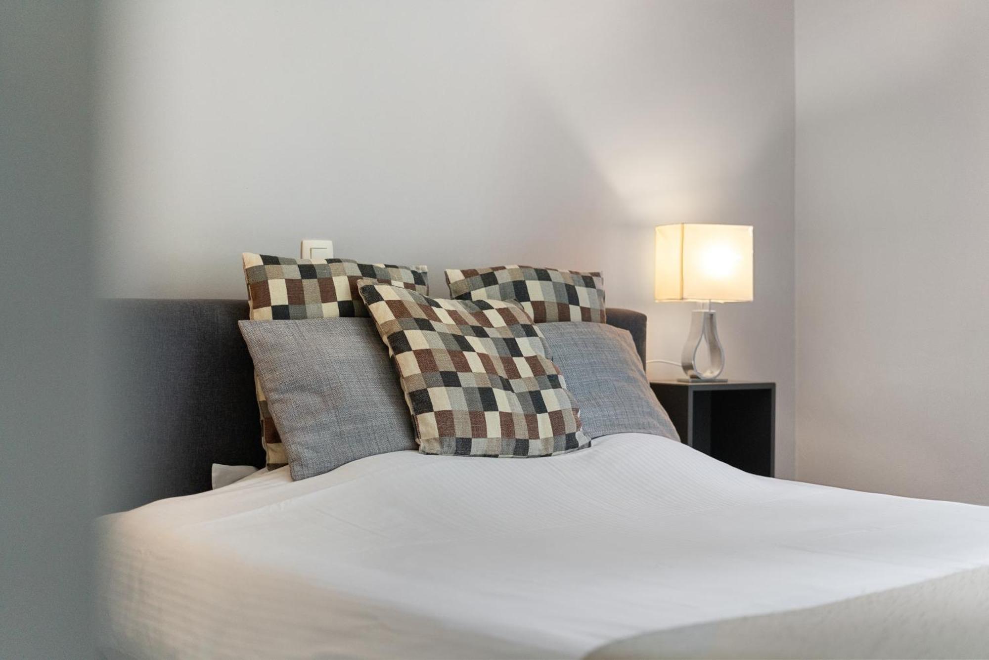 Spacious Guest Suites Near Historic Market - 5 Min Walk Brugge Eksteriør billede