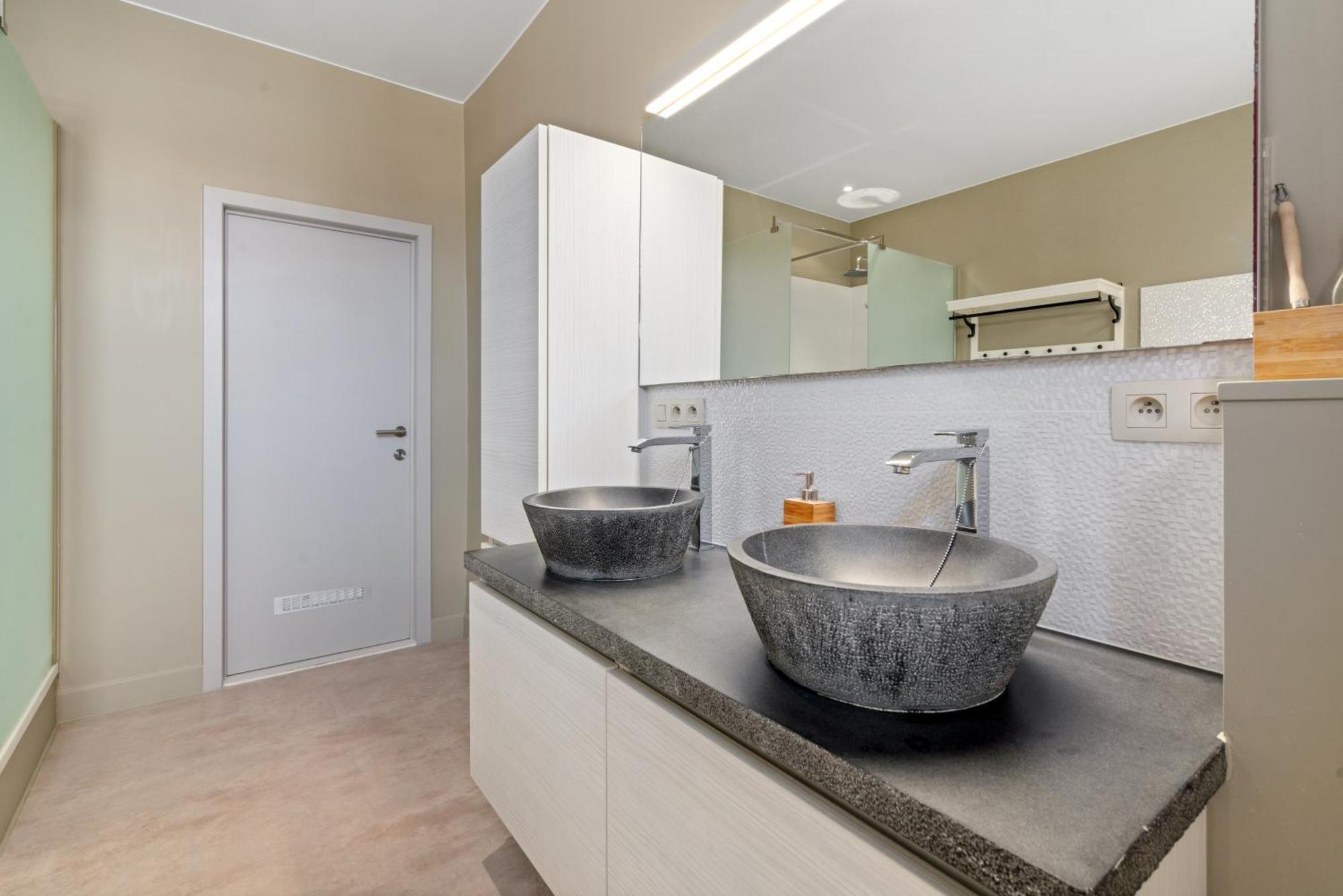 Spacious Guest Suites Near Historic Market - 5 Min Walk Brugge Eksteriør billede